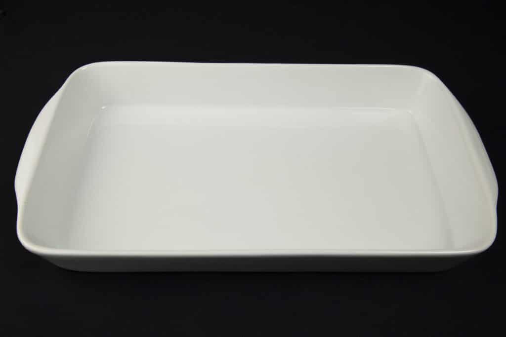 Rectangular White Lasagne Dish 12 x 10" - Jubilee Hire