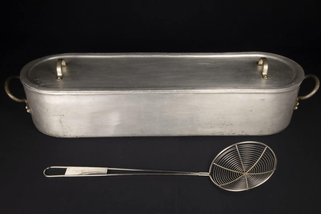 Salmon Kettle 30"